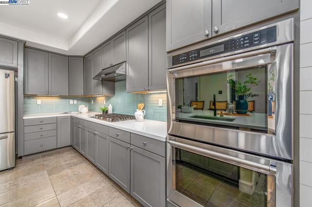 7018 Stags Leap Ln, Dublin CA: https://media.crmls.org/mediaz/3615ea29-b6c2-45e2-8b42-0912fe46f870.jpg