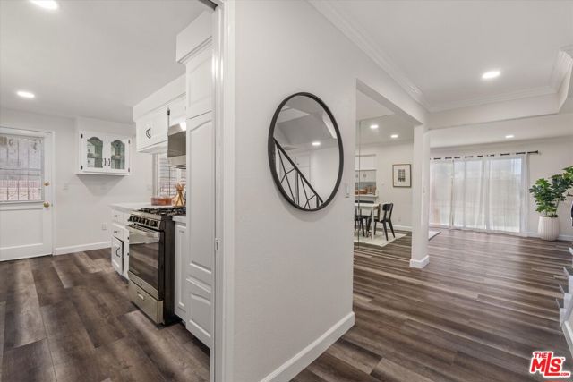 19714 Galway Avenue, Carson CA: https://media.crmls.org/mediaz/36170a30-ebd3-40a9-aa8e-fa91b7c5d6e8.jpg
