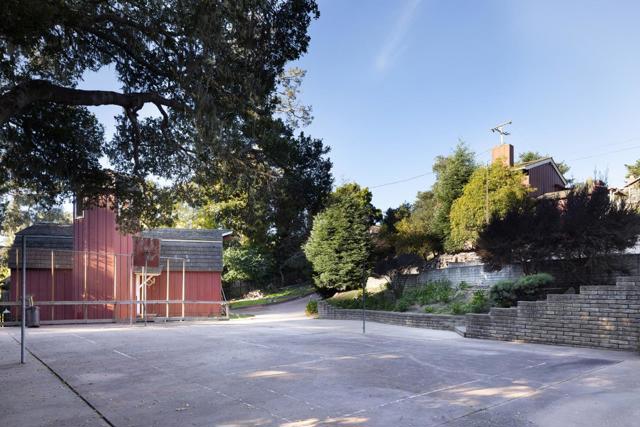 0 Crespi 2 NE of Flanders Way, Carmel CA: https://media.crmls.org/mediaz/3617465a-76ca-4e22-abcf-2cf5f2cf9660.jpg