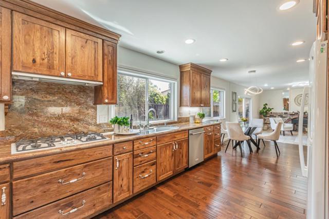 4650 Park Concord Place, San Jose CA: https://media.crmls.org/mediaz/36179469-92fb-4d6b-9f11-b528968313e5.jpg