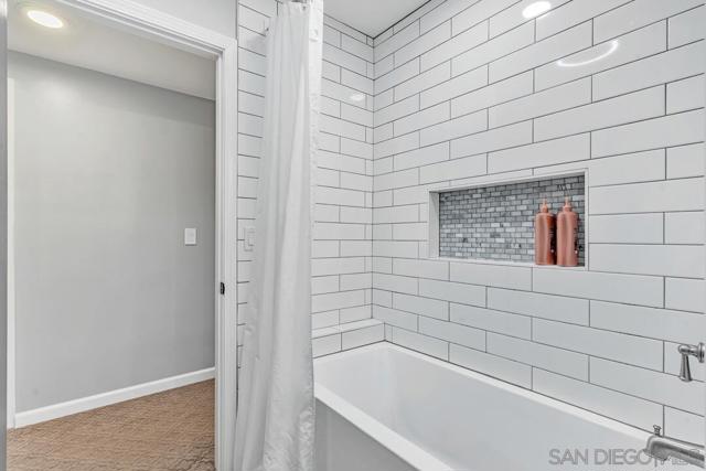 1817 Sunny Slope Terrace, Escondido CA: https://media.crmls.org/mediaz/361849aa-feb1-4528-8658-465d666b382d.jpg