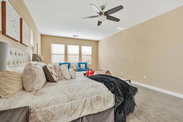 3602 Levanto Way, Manteca CA: https://media.crmls.org/mediaz/36186a97-c8bd-416c-b60f-34aff6fcda23.jpg