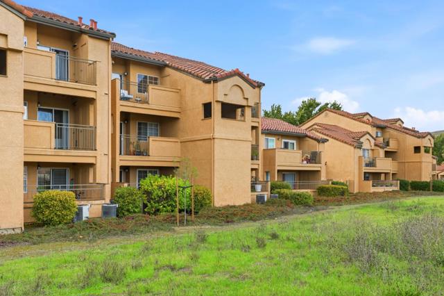 450 Bollinger Canyon Lane, San Ramon CA: https://media.crmls.org/mediaz/36188de4-d27e-4e3c-b0e3-3ee9d1b035df.jpg