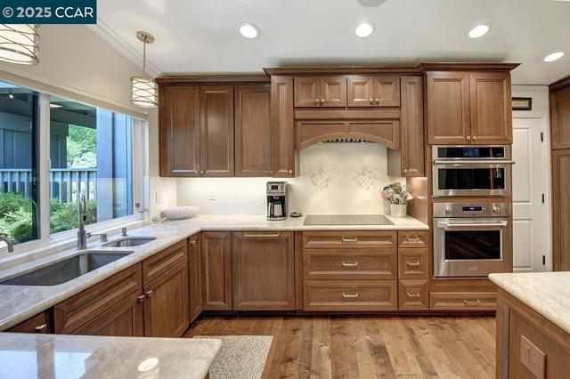 633 Terra California Dr, Walnut Creek CA: https://media.crmls.org/mediaz/361908f1-af00-4fcb-9cdc-3b2ab734f718.jpg