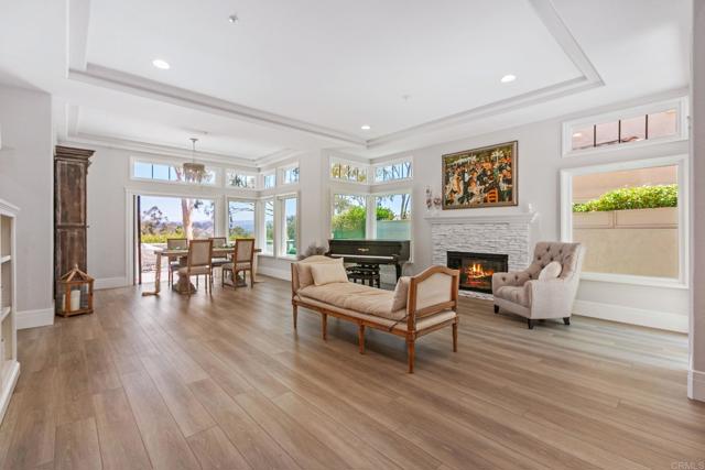 4470 Caminito Tecera, Del Mar CA: https://media.crmls.org/mediaz/36192b55-e739-4a8f-a81c-f9fab9c0283c.jpg
