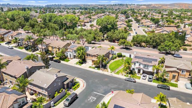 359 Franciscan Way, Oceanside CA: https://media.crmls.org/mediaz/361bec26-f89b-4553-95dc-fd4e5787c4ee.jpg
