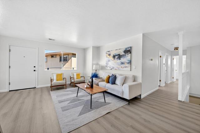 18848 Eisenhower Street, Salinas CA: https://media.crmls.org/mediaz/361e462d-930e-402d-a7b2-f9c55a600c4a.jpg