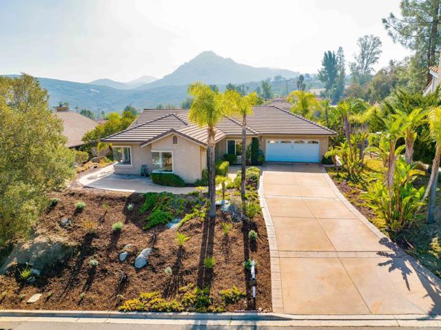 Home for Sale in Ramona