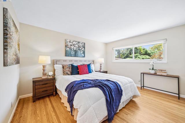 2082 Boxwood Way, Fremont CA: https://media.crmls.org/mediaz/3621cefe-67b2-4b86-925b-9609bafbabac.jpg
