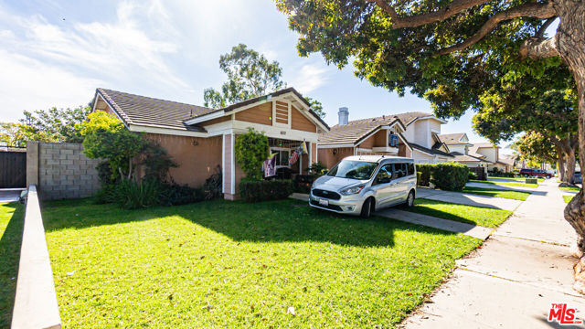 650 Bluebell Place photo 3