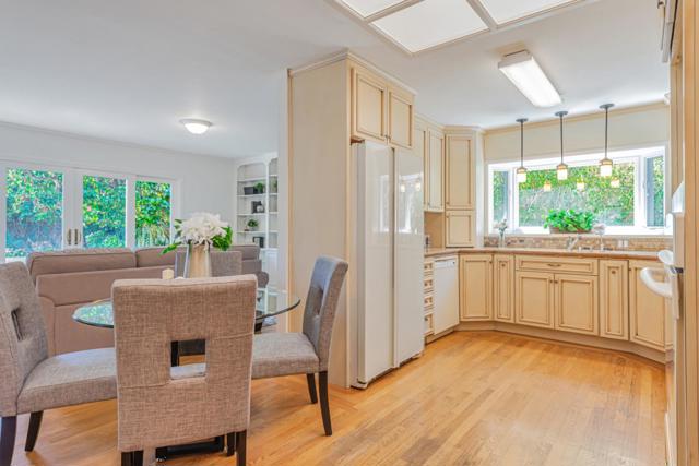 639 Georgia Avenue, Palo Alto CA: https://media.crmls.org/mediaz/3622aef6-f577-4fae-9d1c-a0415f8f3f6b.jpg