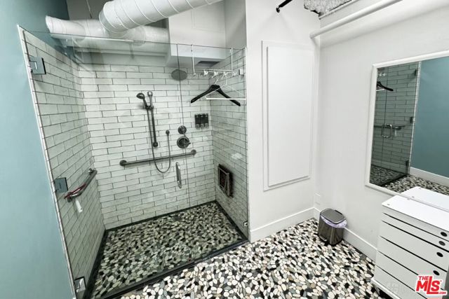  Commercial for Sale in Beverly Hills, California