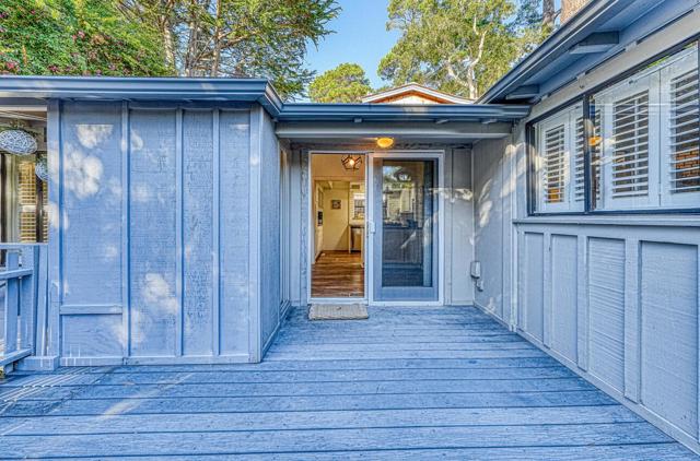0 Junipero 2 South East of 10th Avenue, Carmel CA: https://media.crmls.org/mediaz/3623dda4-1e31-4045-97e9-f468b3d84385.jpg
