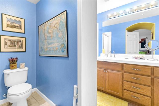1898 Bradbury Street, Salinas CA: https://media.crmls.org/mediaz/362465fd-2d7f-45fe-b929-43115cb2dd42.jpg