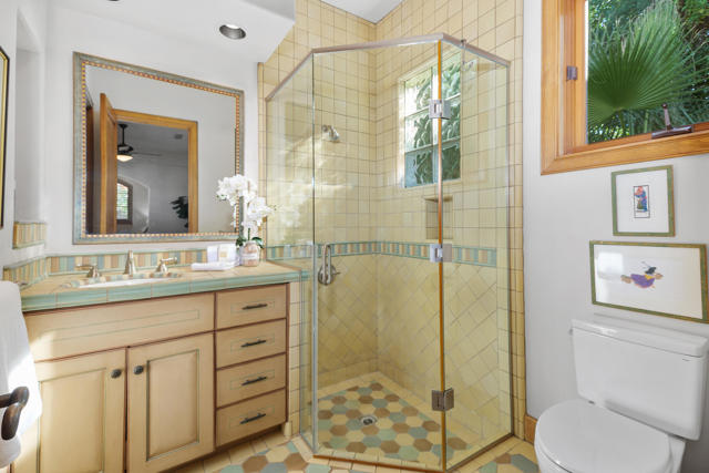 49260 Jfk Trail, Palm Desert CA: https://media.crmls.org/mediaz/36252c0e-ed00-4b3b-91f3-cf81e3087298.jpg