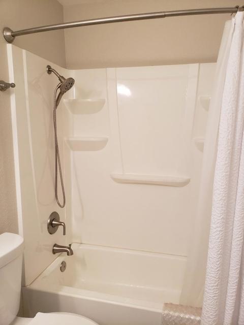 1234 Clinton Street, Redwood City CA: https://media.crmls.org/mediaz/36254305-1234-4380-bfee-558593432e66.jpg