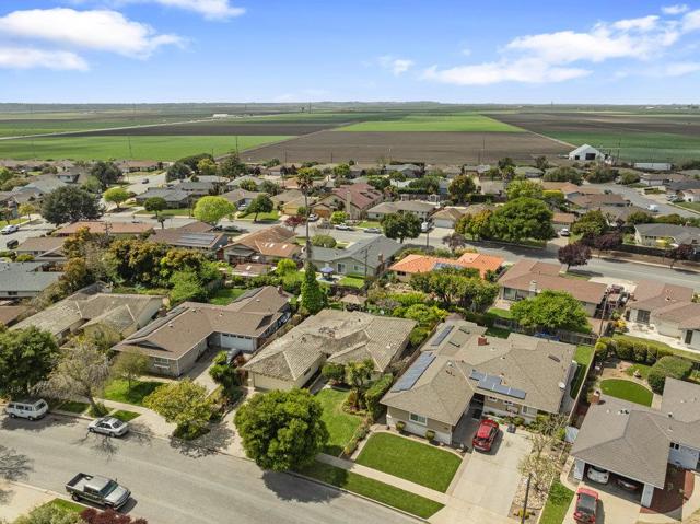 1052 San Simeon Drive, Salinas CA: https://media.crmls.org/mediaz/3626bcd2-7ee1-462a-8bae-3b59774a5294.jpg