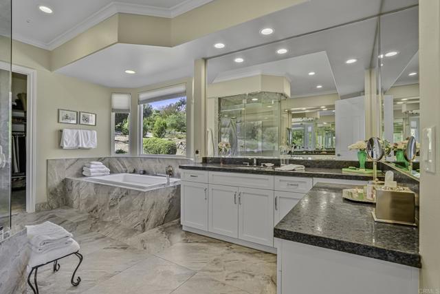 Detail Gallery Image 8 of 24 For 405 Bridoon Ter, Encinitas,  CA 92024 - 5 Beds | 4/2 Baths