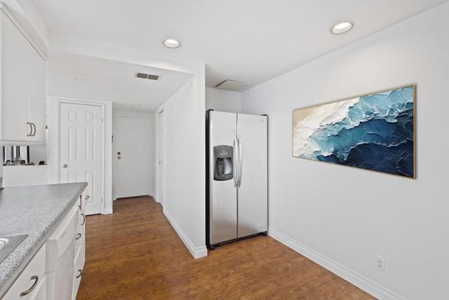 15 Morena, Irvine CA: https://media.crmls.org/mediaz/362828d1-2531-4b65-852c-381404db66f5.jpg