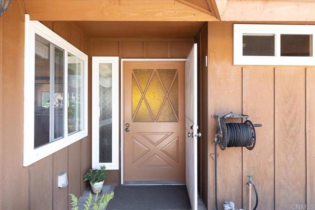 Detail Gallery Image 14 of 60 For 945 El Paseo, Vista,  CA 92084 - 4 Beds | 3 Baths