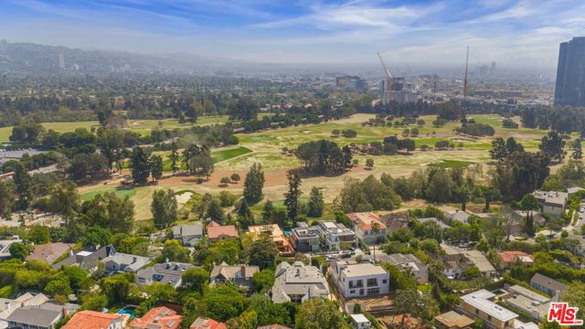5 Bed Home for Sale in Los Angeles, California