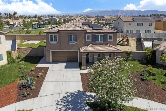 1428 Wild Prairie Way, Hemet CA: https://media.crmls.org/mediaz/36291236-7e0b-4503-a834-8e7602db71ad.jpg