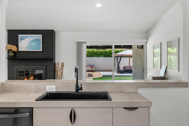 74279 Old Prospector Trail, Palm Desert CA: https://media.crmls.org/mediaz/3629cadb-d93a-4c53-853b-36f72c124869.jpg