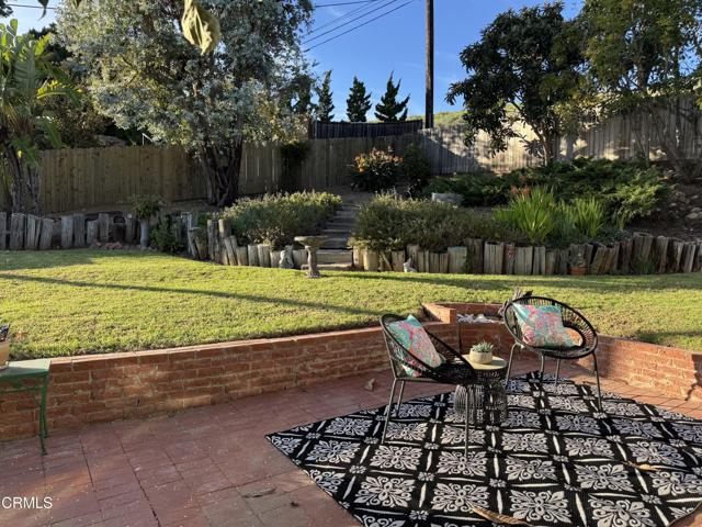 Detail Gallery Image 7 of 61 For 469 Court Ave, Ventura,  CA 93003 - 4 Beds | 3 Baths