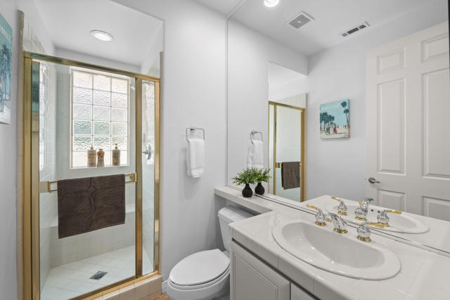 50500 Cypress Point Drive, La Quinta CA: https://media.crmls.org/mediaz/362b180f-e846-430d-9744-582f3c1a7049.jpg