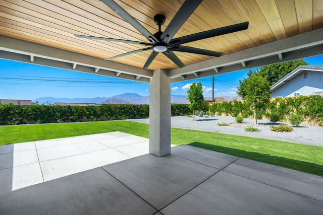 79869 Hummingbird Lane, La Quinta CA: https://media.crmls.org/mediaz/362ba60e-6876-4061-beed-d67af3d58d3b.jpg