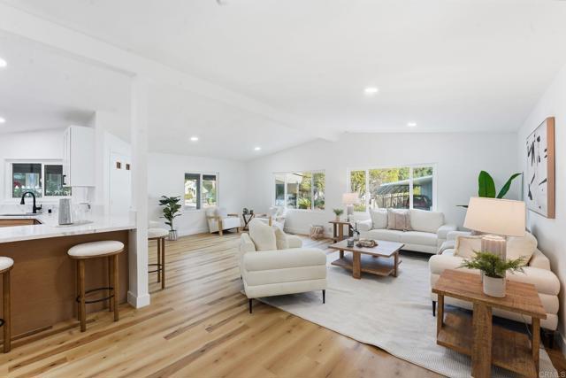 Detail Gallery Image 2 of 45 For 8975 Lawrence Welk Dr #446,  Escondido,  CA 92026 - 2 Beds | 2 Baths