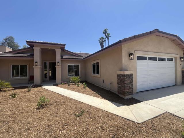 11989 Raceway Lane, Lakeside CA: https://media.crmls.org/mediaz/362bf3f9-f7c9-4972-85e1-3e27cd11c0c8.jpg