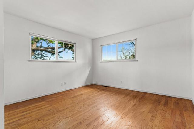 Image 14 of 41 For 325 Alpine Court