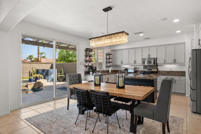 67860 Via Seguro, Cathedral City CA: https://media.crmls.org/mediaz/362d26a5-0ca5-4239-b799-087cd534aeaf.jpg