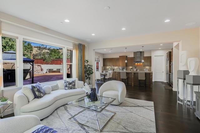 Image 10 of 73 For 6352 Grand Oak Way