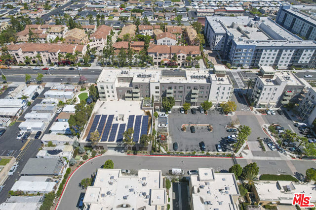552 E Carson Street, Carson CA: https://media.crmls.org/mediaz/362dc46c-c95f-4300-948a-1e880dc6356e.jpg