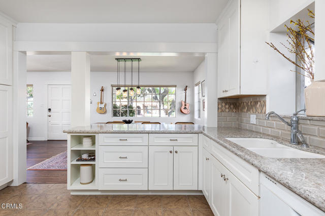 Detail Gallery Image 14 of 44 For 3600 Buena Vista Ave, Glendale,  CA 91208 - 3 Beds | 2/1 Baths