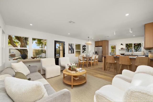 Detail Gallery Image 6 of 19 For 4030 Boise Ave, Culver City,  CA 90066 - 2 Beds | 1 Baths