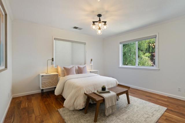 426 8th Avenue, Menlo Park CA: https://media.crmls.org/mediaz/3630bad0-d3ee-4c9b-943d-f97b4bd82f75.jpg