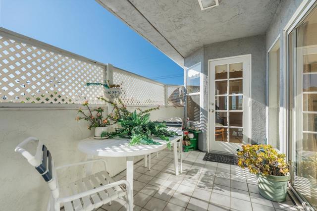 Detail Gallery Image 38 of 54 For 966 C Ave, Coronado,  CA 92118 - 2 Beds | 2 Baths