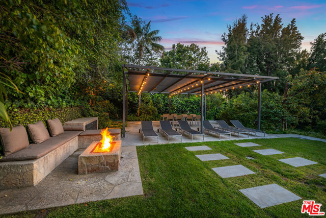 Drew Fenton | 422 Parkwood Drive Los Angeles CA | MLS: 7209274