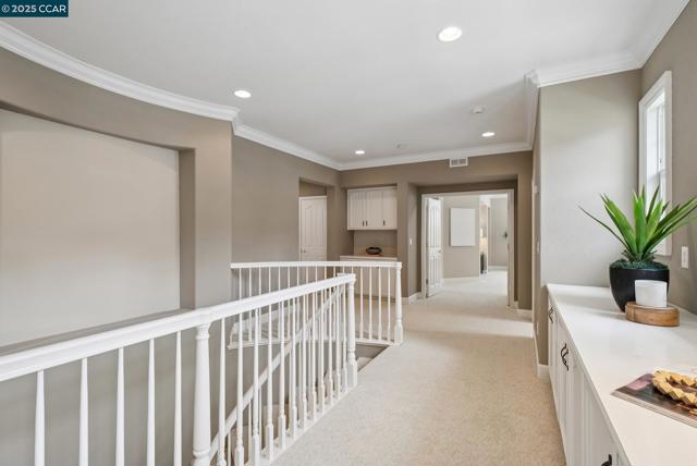 5269 S Montecito Dr, Concord CA: https://media.crmls.org/mediaz/36322a26-9ccb-4207-b5e5-9752ee54fa85.jpg