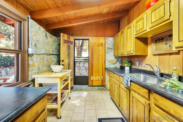 Image 44 of 64 For 28967 Oak Ln