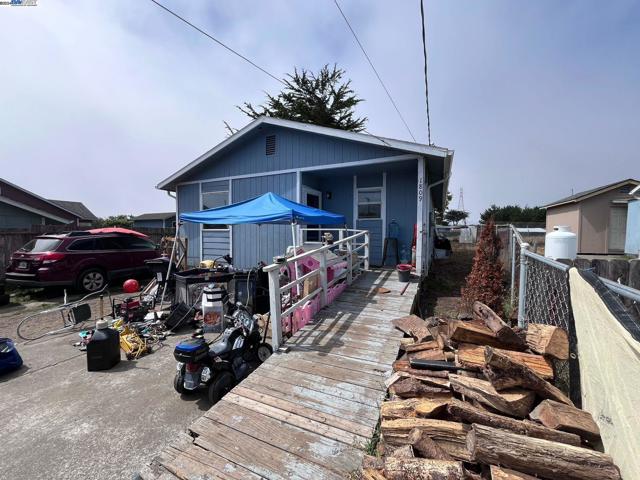 Details for 1809 Peninsula Dr, Arcata, CA 95521