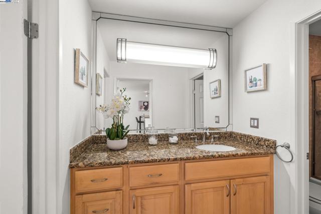 Image 8 of 16 For 66 Fairmount Ave  417