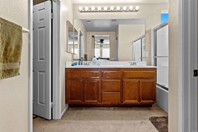 Detail Gallery Image 22 of 46 For 1828 Wolf Canyon Loop, Chula Vista,  CA 91913 - 3 Beds | 2/1 Baths