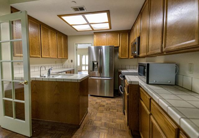 991 La Mesa Terrace, Sunnyvale CA: https://media.crmls.org/mediaz/3633f0db-50be-484d-bf51-ef877796b29f.jpg