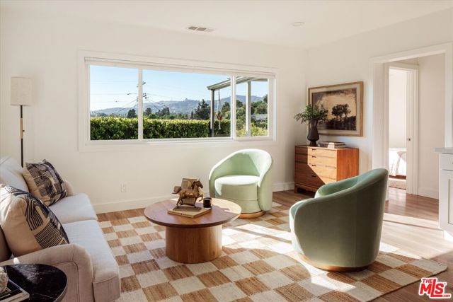 1743 Griffith Park Boulevard, Los Angeles CA: https://media.crmls.org/mediaz/36341248-6862-4934-abee-e3f77e14dc11.jpg