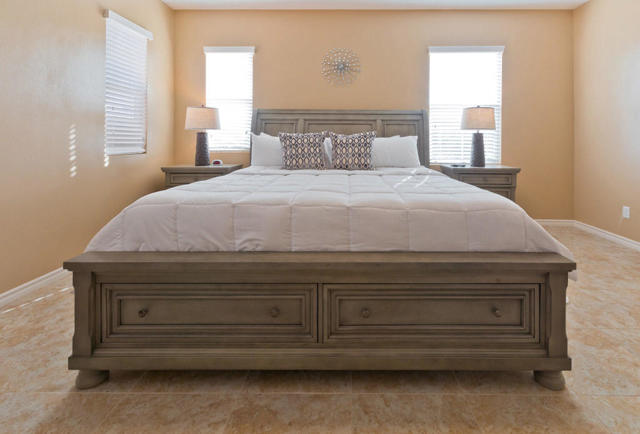 462 Via De La Paz, Palm Desert CA: https://media.crmls.org/mediaz/3634b6e2-3db2-4982-a51c-b4450b06a155.jpg