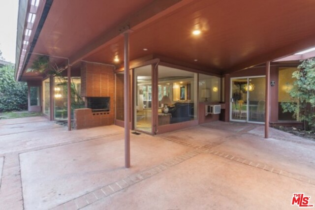 11492 THURSTON Circle, Los Angeles, California 90049, 4 Bedrooms Bedrooms, ,3 BathroomsBathrooms,Single Family Residence,For Sale,THURSTON,15821683